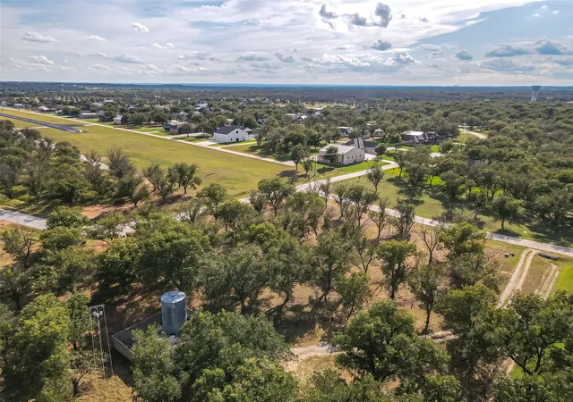 Land for sale at 906 E Landings Dr, Granbury, TX 76049 | MLS# 21068143