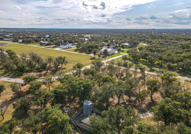 Photo 1 of Land for sale at 900 E Landings Dr, Granbury, TX 76049 | MLS# 21068112 | Listing updated on 2026-09-22