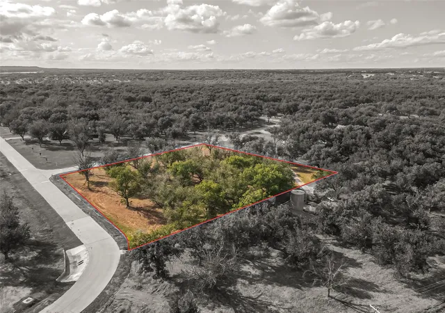 Photo 2 of Land for sale at 900 E Landings Dr, Granbury, TX 76049 | MLS# 21068112 | Listing updated on 2026-09-22