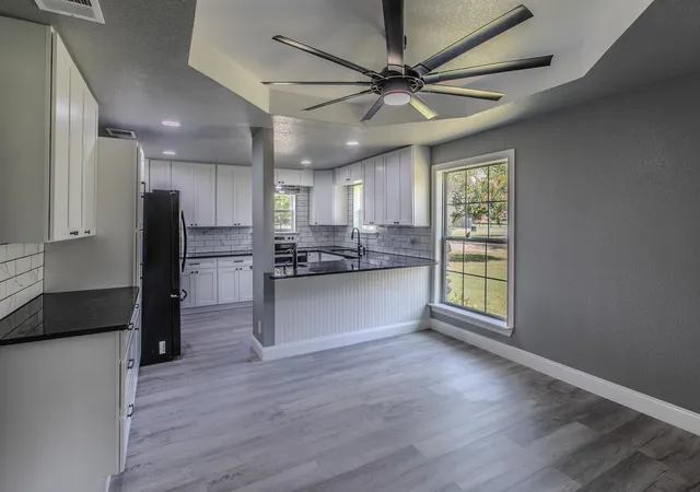 Photo 1 of Single family home for sale at 768 Elmwood Dr, Woodway, TX 76712 | MLS# 21067774 | Listing updated on 2026-08-29