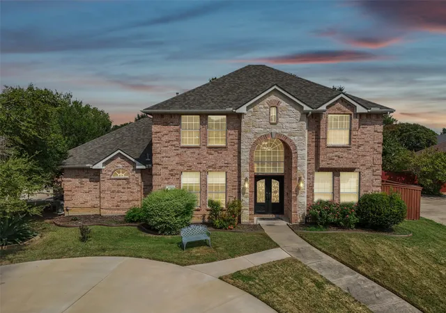 Photo 3 of Single family home for sale at 1321 Shell Beach Dr, Little Elm, TX 75068 | MLS# 21061301 | Listing updated on 2026-08-30