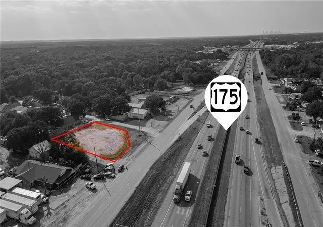 Land for sale at 12550 C F Hawn Fwy, Dallas, TX 75253 | MLS# 21071610