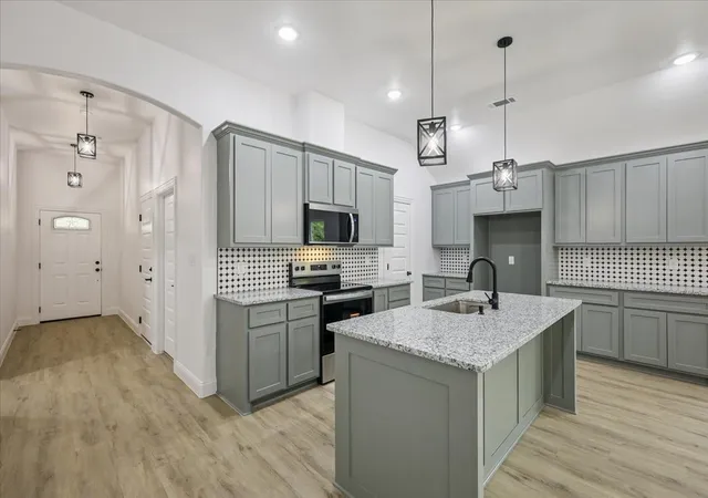 Photo 2 of Single family home for sale at 111 N Oak St, Ector, TX 75439 | MLS# 21071688 | Listing updated on 2026-09-02