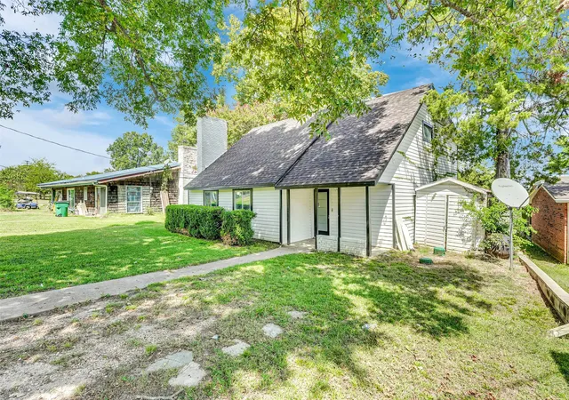 Photo 2 of Sale Pending at 10525 Post Oak Bnd, Wills Point, TX 75169 | MLS# 21071618 | Listing updated on 2026-08-25