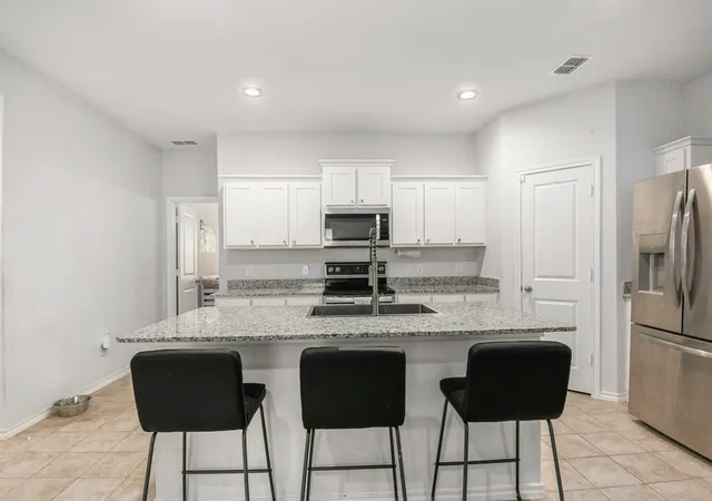 Photo 4 of Single family home for sale at 2920 Manu St, Fort Worth, TX 76123 | MLS# 21071912 | Listing updated on 2026-08-22