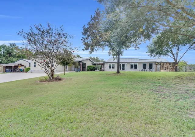 Photo 1 of Single family home for sale at 490 James Rd, Ferris, TX 75125 | MLS# 21072152 | Listing updated on 2026-08-22