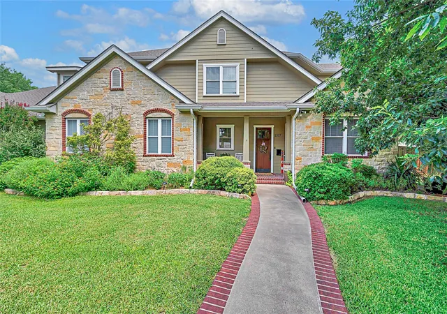 Homes for sale in Clifton, TX | 1317 Hackberry St, Clifton, TX 76634 | MLS# 21070998