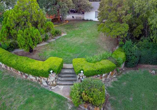 Photo 3 of Single family home for sale at 1604 N Haven Dr, Denton, TX 76210 | MLS# 21070532 | Listing updated on 2026-09-30