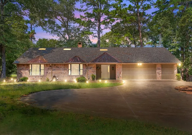 Photo 2 of Single family home for sale at 257 Peaceful Woods Trl, Holly Lake Ranch, TX 75765 | MLS# 21063913 | Listing updated on 2026-09-03