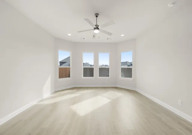 Photo 3 of Single family home for sale at 5410 Rowlan Row, Midlothian, TX 76065 | MLS# 21074279 | Listing updated on 2026-09-21