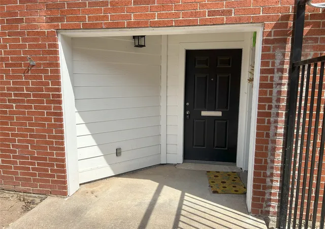 Homes for sale in Waco, TX | 600 Bagby Ave #2G, Waco, TX 76706 | MLS# 21073874