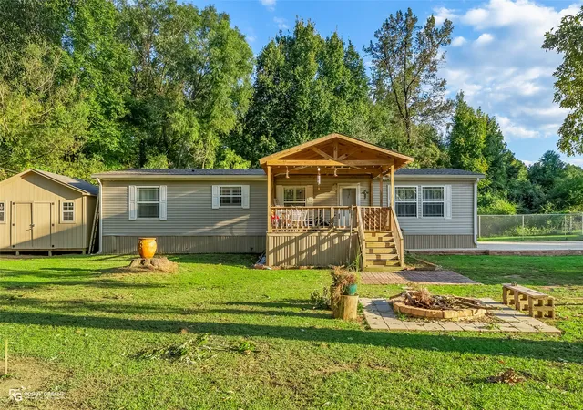 Photo 1 of Single family home for sale at 8287 Jefferson Paige Rd, Shreveport, LA 71119 | MLS# 21074059 | Listing updated on 2026-08-17