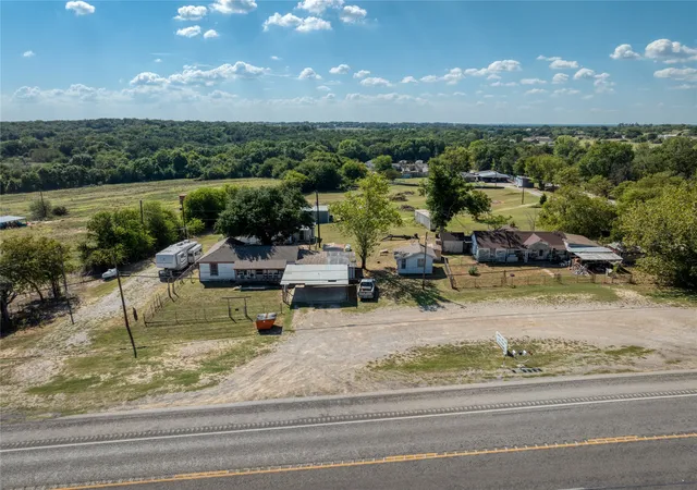 Multi family home for sale at 6473 W Hwy 199, Springtown, TX 76082 | MLS# 21075214