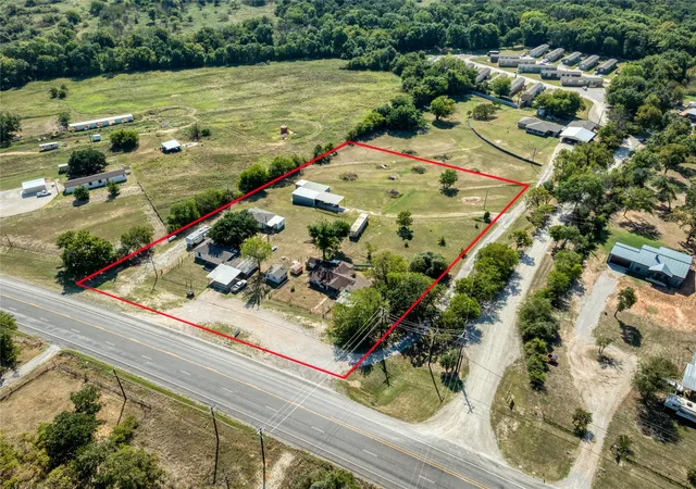 Photo 2 of Multi family home for sale at 6473 W Hwy 199, Springtown, TX 76082 | MLS# 21075214 | Listing updated on 2026-09-18