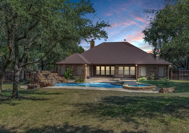 Homes for sale in China Spring, TX | 1865 Austin Hines Dr, China Spring, TX 76633 | MLS# 21075228