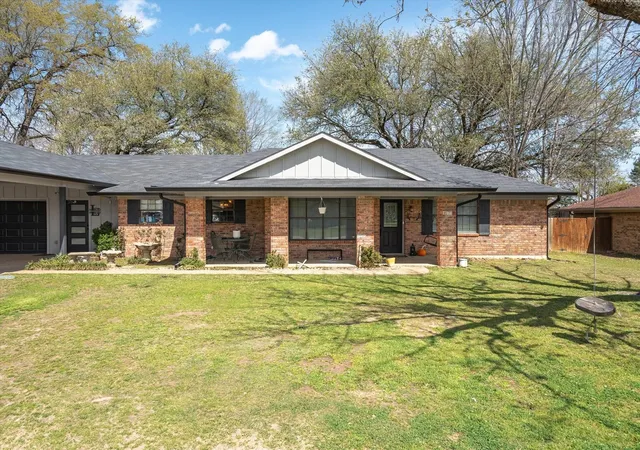 Photo 1 of Single family home for sale at 350 Alaska, Van, TX 75790 | MLS# 21076174 | Listing updated on 2026-09-04