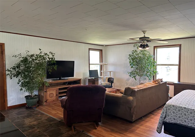 4th image of 401 Ridge Row, Many, LA 71449 | MLS# 21076689