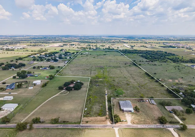 Photo 3 of Land for sale at Tbd Southern Vw, Lorena, TX 76655 | MLS# 21075892 | Listing updated on 2026-08-22
