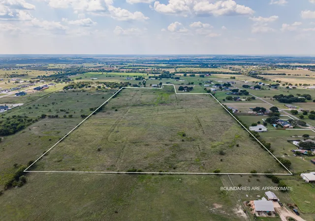 Photo 3 of Land for sale at Tbd Southern Vw, Lorena, TX 76655 | MLS# 21075892 | Listing updated on 2026-08-22