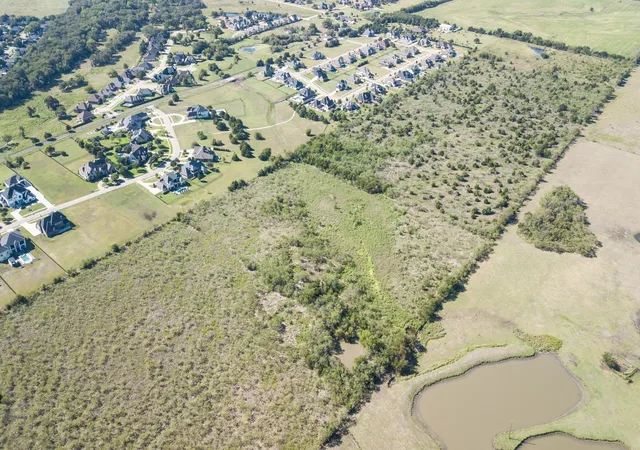 Photo 1 of Land for sale at 000 Sleepy Hollow Rd, Ennis, TX 75119 | MLS# 21077380 | Listing updated on 2026-08-25