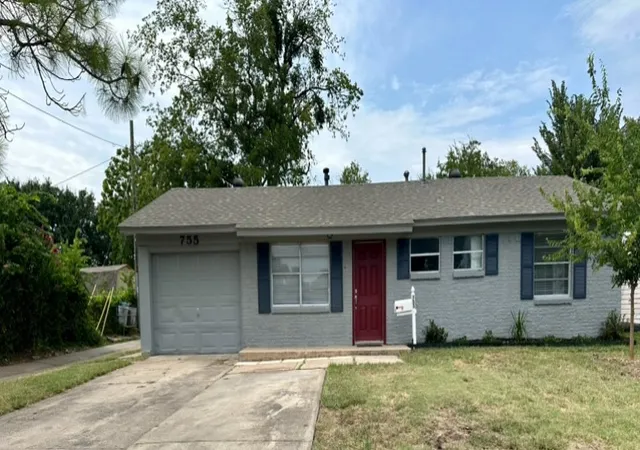 Single family home for sale at 755 W Grubb Dr, Mesquite, TX 75149 | MLS# 21077535