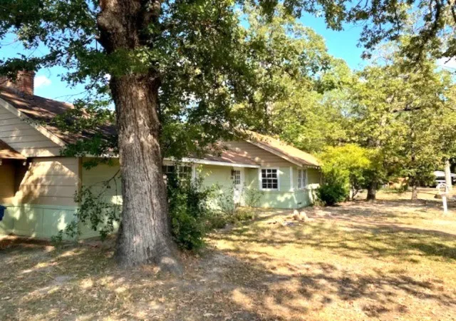 10th image of 100 Thunderbird Dr, Athens, TX 75751 | MLS# 21077789