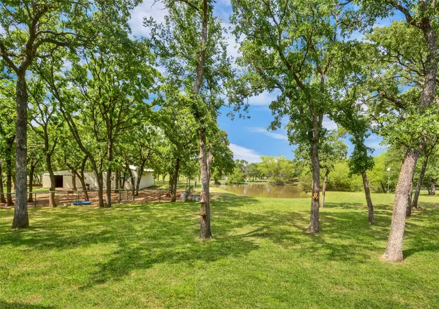 Photo 3 of Single family home for sale at 6565 Rockridge Trail Trail, Aubrey, TX 76227 | MLS# 21076939 | Listing updated on 2026-08-31