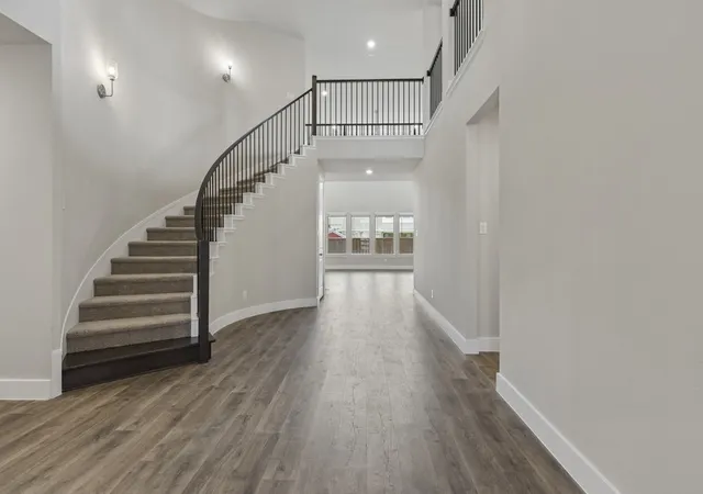 Photo 3 of Sale Pending at 4309 Laurel Trl, Midlothian, TX 76065 | MLS# 21077974 | Listing updated on 2026-10-07