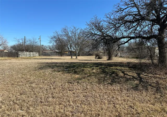 Photo 1 of Land for sale at 4229 N Main St, Joshua, TX 76058 | MLS# 21076107 | Listing updated on 2026-08-28