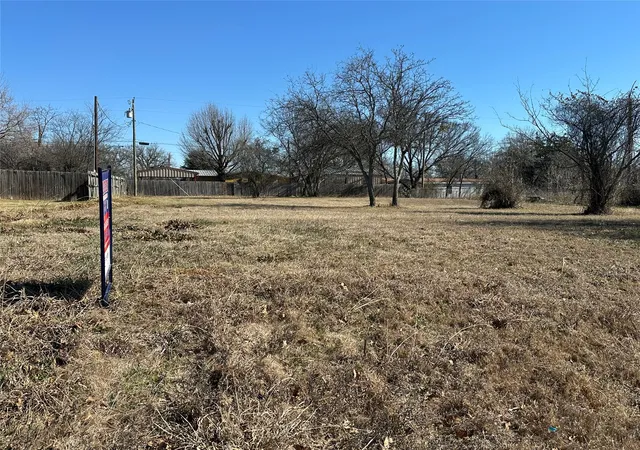 Photo 4 of Land for sale at 4229 N Main St, Joshua, TX 76058 | MLS# 21076107 | Listing updated on 2026-08-28