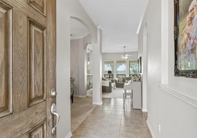 Photo 3 of Single family home for sale at 107 Stoneridge Dr, Crandall, TX 75114 | MLS# 21078794 | Listing updated on 2026-08-22