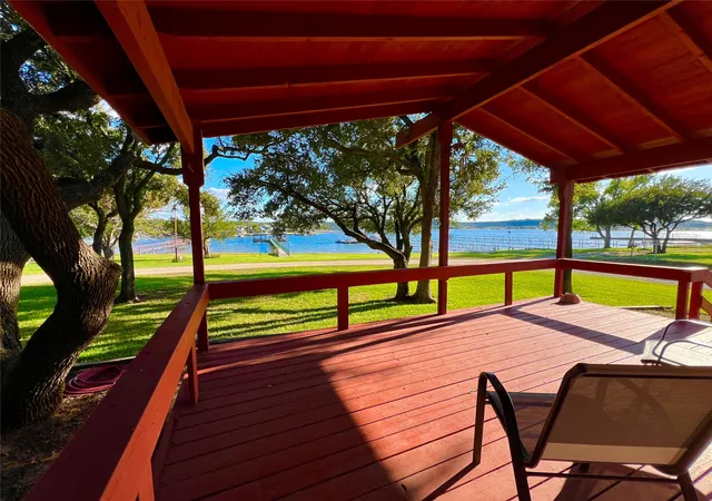 Homes for sale in Possum Kingdom Lake, TX | 4713 Fox Hollow Rd, Possum Kingdom Lake, TX 76450 | MLS# 21075472