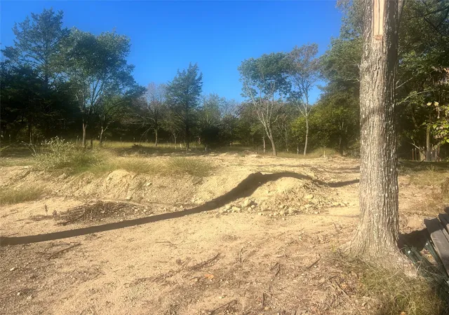 Photo 2 of Land for sale at Tbd Ash Dr, Denison, TX 75020 | MLS# 21078877 | Listing updated on 2026-09-28