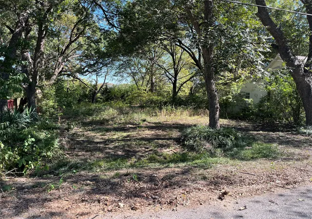 Homes for sale in Bells, TX | 309 S Jernigan St, Bells, TX 75414 | MLS# 21078999