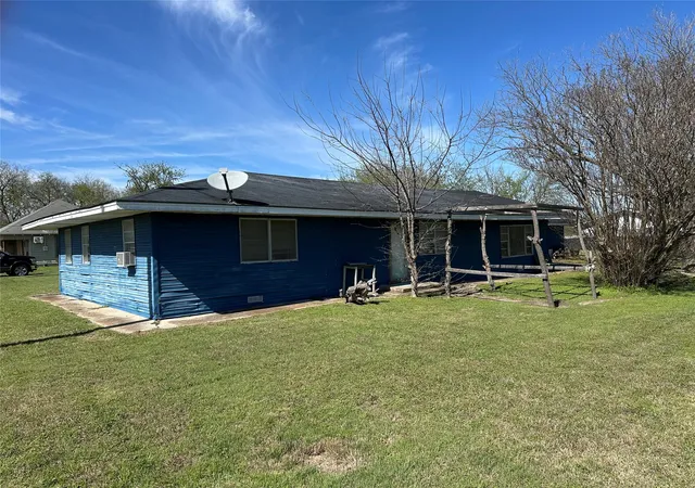 Photo 1 of Single family home for sale at 5273 Fm 73 Rd, Prairie Hill, TX 76678 | MLS# 21076386 | Listing updated on 2026-07-27