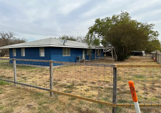 Homes for sale in Prairie Hill, TX | 5273 Fm 73 Rd, Prairie Hill, TX 76678 | MLS# 21076386