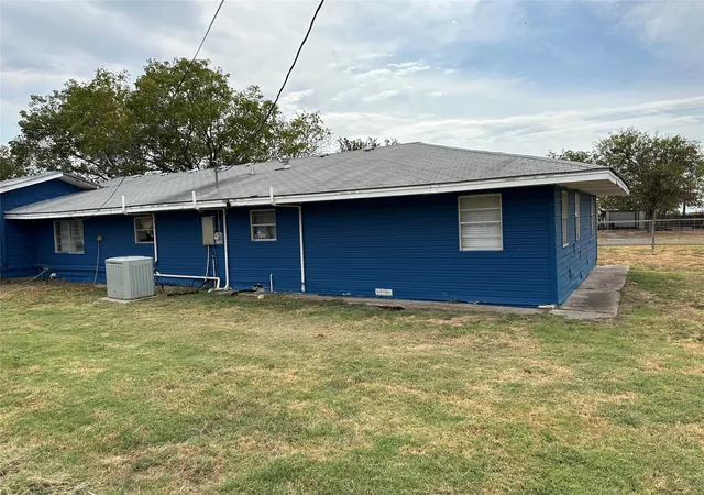 Homes for sale in Prairie Hill, TX | 5273 Fm 73 Rd, Prairie Hill, TX 76678 | MLS# 21076386