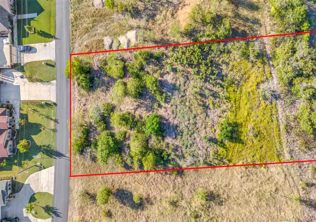 Photo 2 of Land for sale at 26 Army Ave, Dallas, TX 75211 | MLS# 21078102 | Listing updated on 2026-08-22