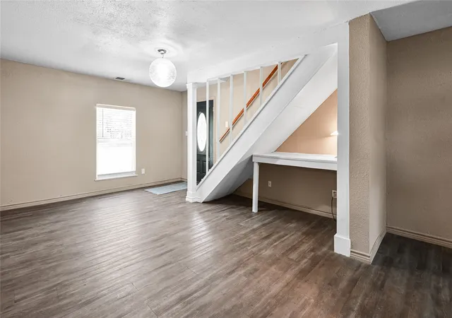 Photo 3 of Single family home for sale at 405 Walker St, Eustace, TX 75124 | MLS# 21080249 | Listing updated on 2026-08-22