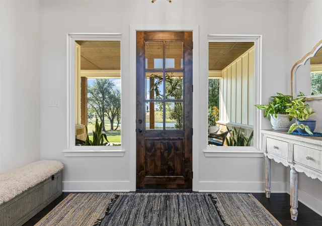Photo 3 of Single family home for sale at 201 Flat Rock Ln, Weatherford, TX 76088 | MLS# 21078567 | Listing updated on 2026-08-30