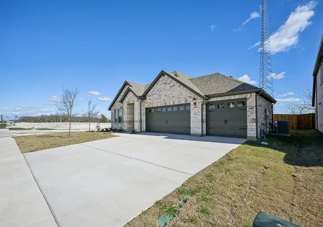 Photo 2 of Single family home for sale at 2617 Grand Canyon St, Anna, TX 75409 | MLS# 21078275 | Listing updated on 2026-08-25