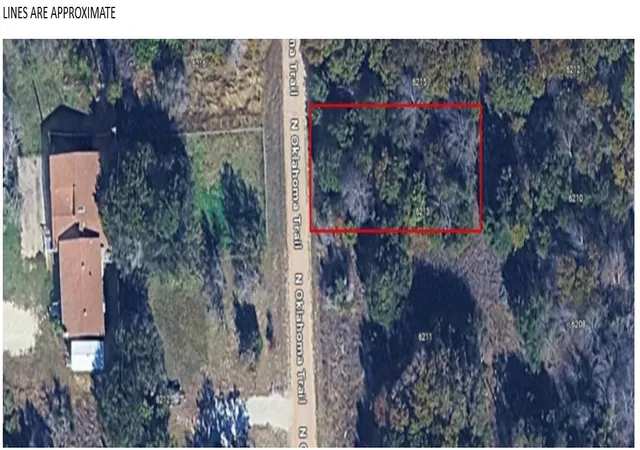 Homes for sale in Granbury, TX | 6213 Oklahoma Trl, Granbury, TX 76048 | MLS# 21078910