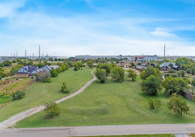 Photo 12 of Land for sale at 14362 Chaparral Ln, Roanoke, TX 76262 | MLS# 21082325 | Listing updated on 2026-08-22