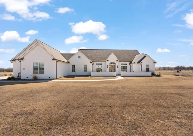Photo 2 of Single family home for sale at 6305 Sage Creek Dr, Godley, TX 76044 | MLS# 21080559 | Listing updated on 2026-10-06