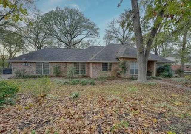 Homes for sale in Hideaway, TX | 532 Woodside Dr, Hideaway, TX 75771 | MLS# 21080363