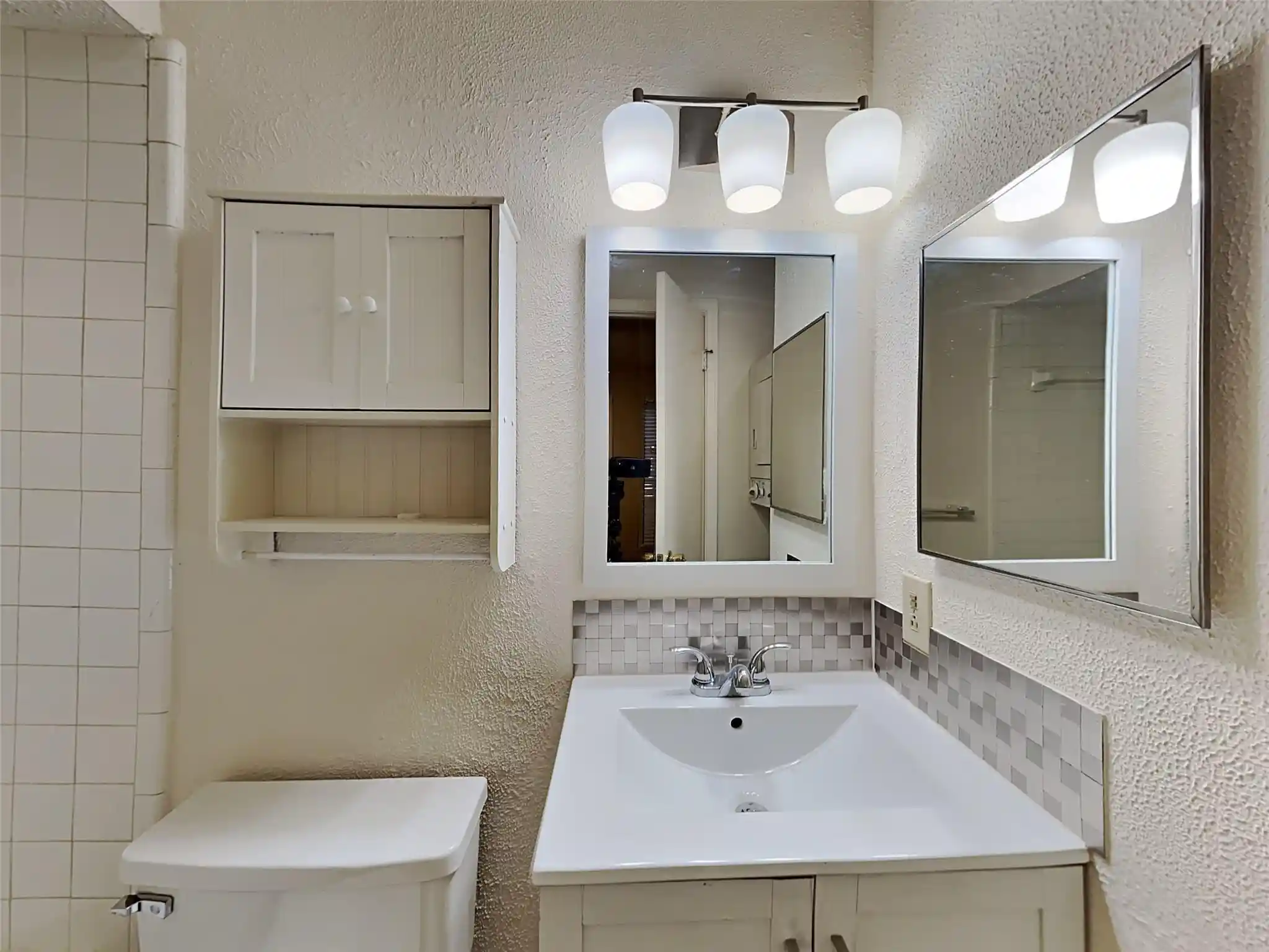 Listing Photo 15 - Condo for sale in 9811 Walnut St located at 9811 Walnut St, Dallas, TX 75243 - Unit #108