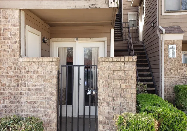 Photo 3 of Condo for sale at 9811 Walnut St #108, Dallas, TX 75243 | MLS# 21083222 | Listing updated on 2026-08-17