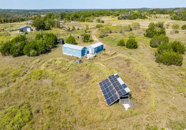 Homes for sale in Hico, TX | 1483 County Road 2435, Hico, TX 76457 | MLS# 21083316