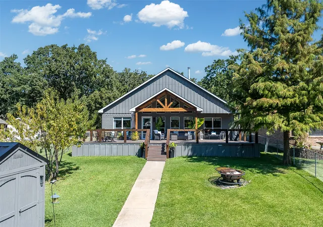 Photo 2 of Single family home for sale at 127 Rueda Encina St, Gun Barrel City, TX 75156 | MLS# 21080570 | Listing updated on 2026-07-12