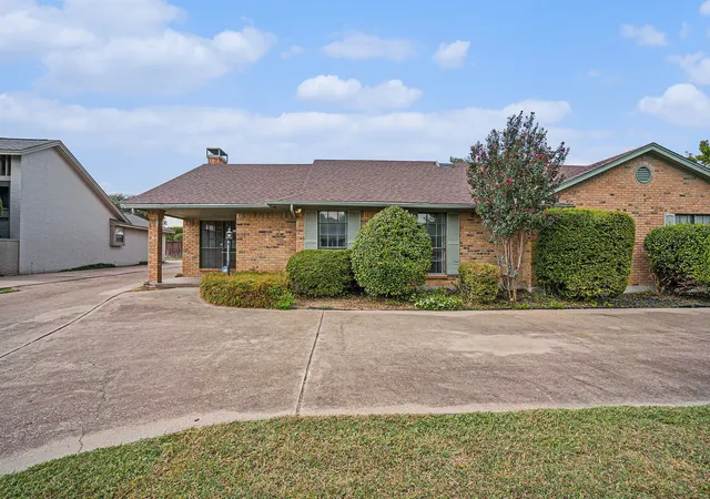 Photo 1 of Single family home for sale at 5118 Ledgestone Dr, Fort Worth, TX 76132 | MLS# 21079849 | Listing updated on 2026-10-06